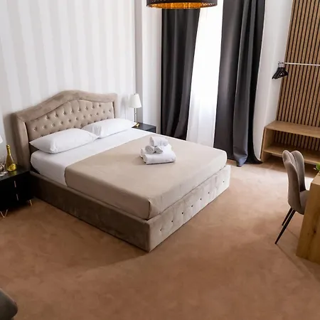 לינה וארוחת בוקר Le Notti Di Gioia בארי