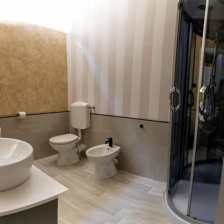 Le Notti Di Gioia לינה וארוחת בוקר 3*