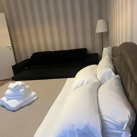 לינה וארוחת בוקר Le Notti Di Gioia