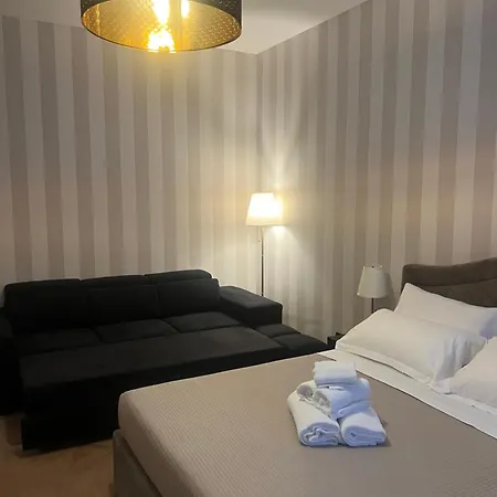 לינה וארוחת בוקר Le Notti Di Gioia 3*