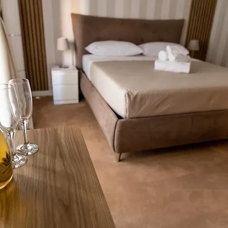 Bed & Breakfast Le Notti Di Gioia 3*